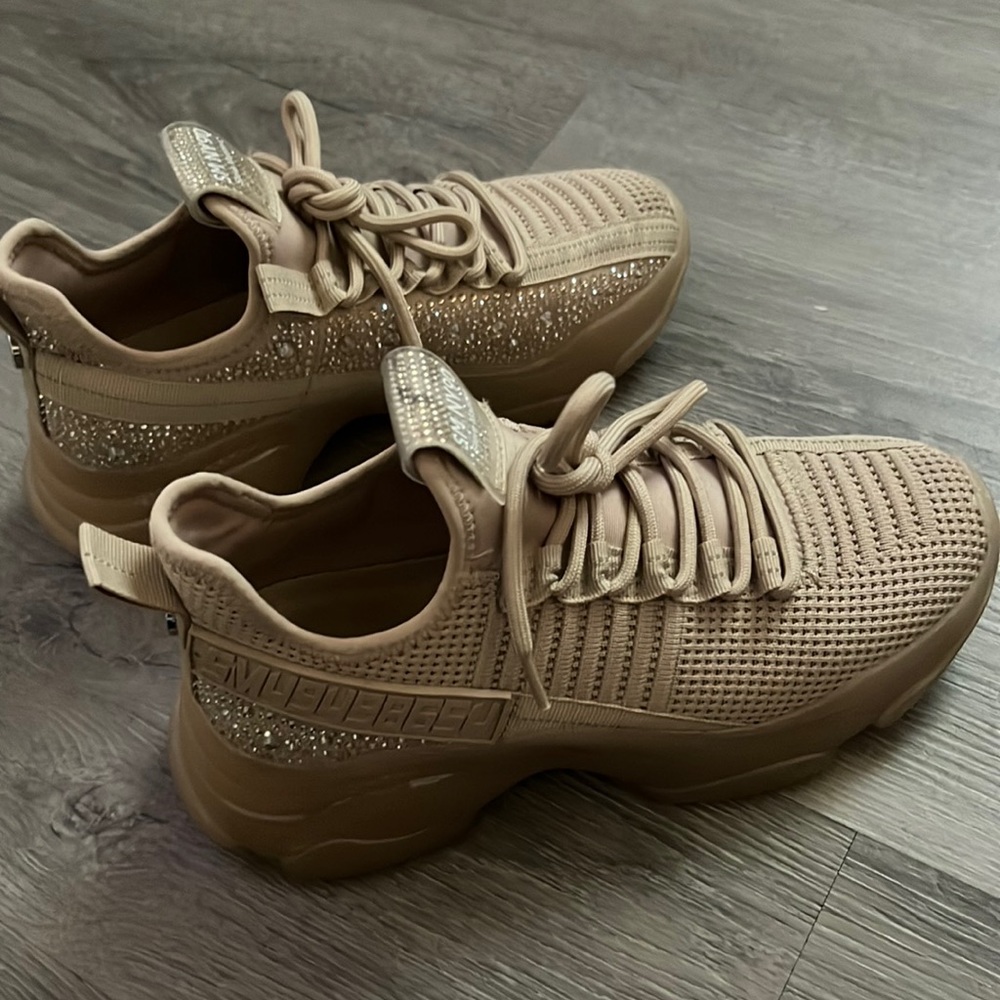 Beige Knit Platform Sneakers with Sparkle Accents